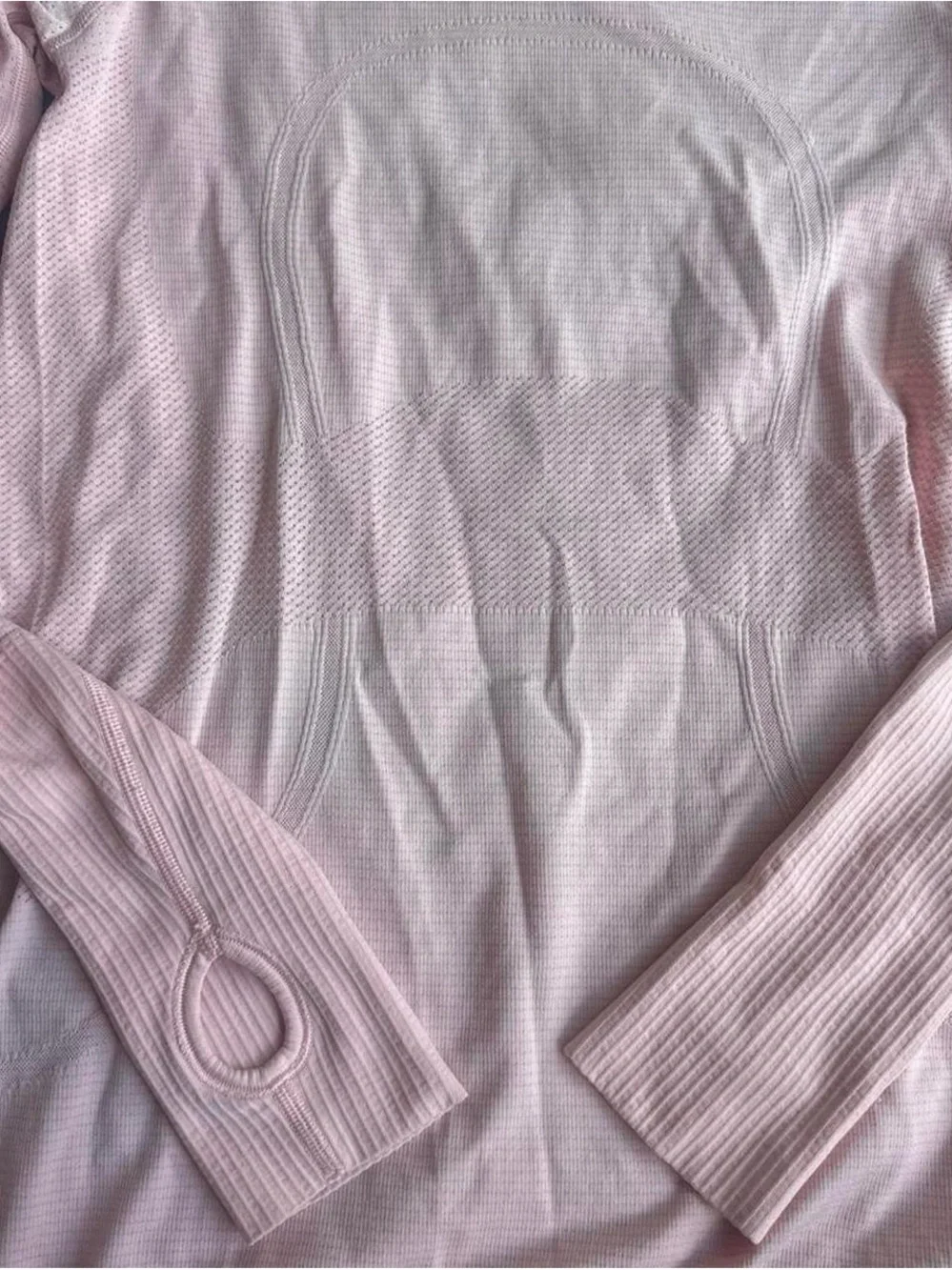 Women’s Lightweight Long-Sleeve Seamless Top - Soft Pink